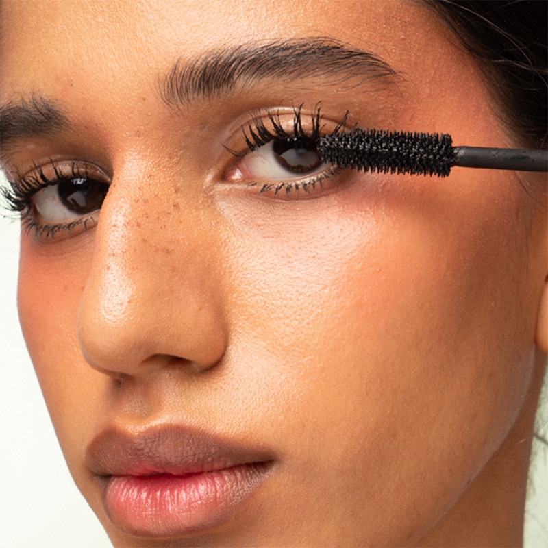 M&Aacute;SCARA WATERPROOF VOLUME HORSE LASHES PARA PESTA&Ntilde;AS LATINAS (M&Aacute;SCARA PARA PESTA&Ntilde;AS)